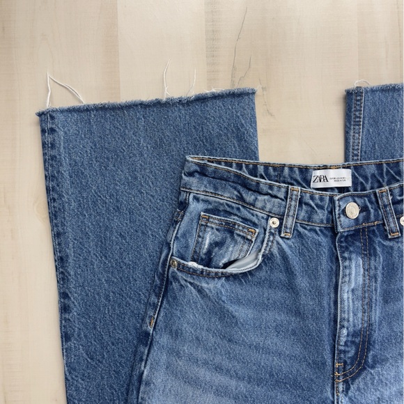 ZARA women’s straight leg cotton raw hem denim jeans 4 - Picture 2 of 7